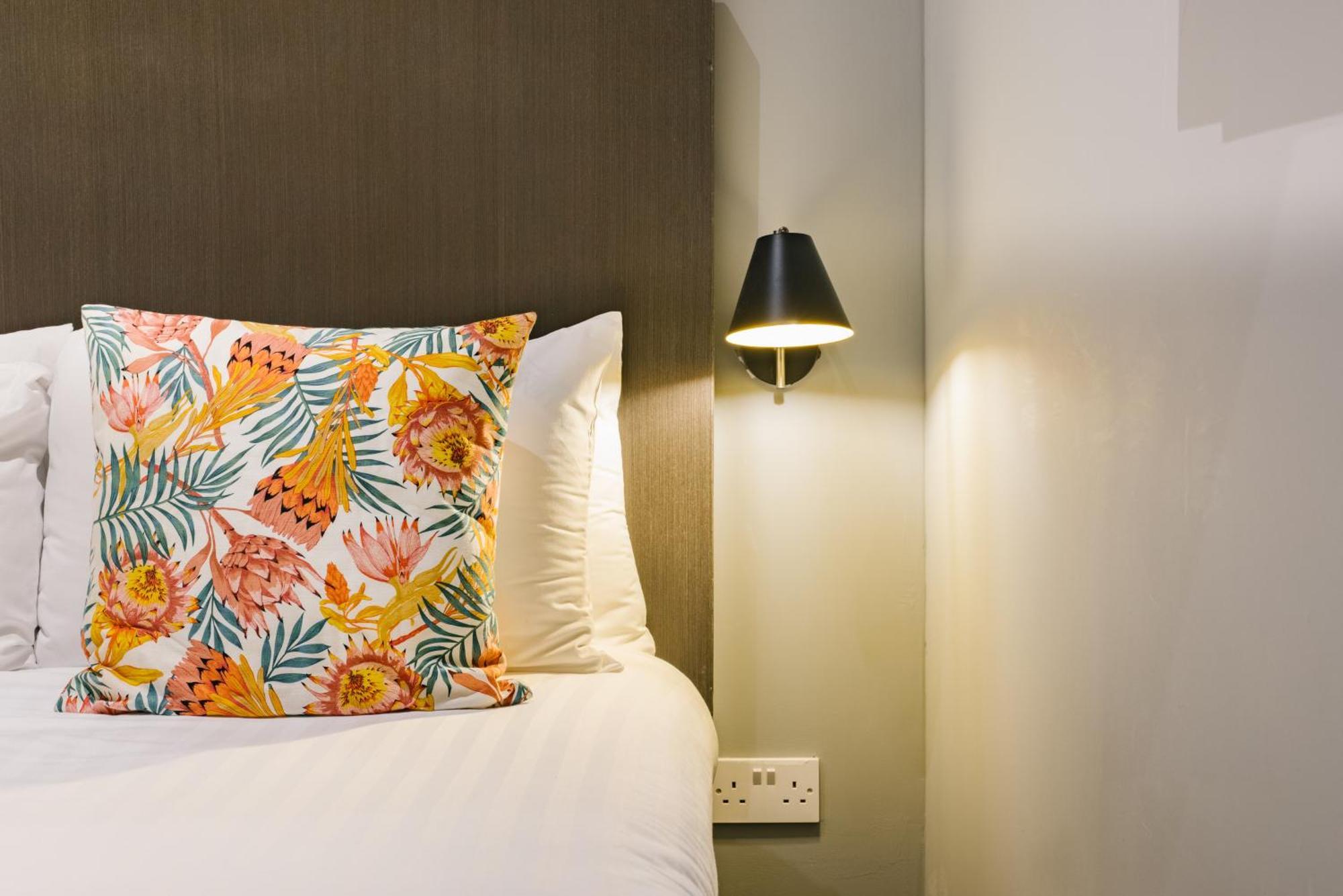 Tower Bridge Road Rooms Londen Buitenkant foto